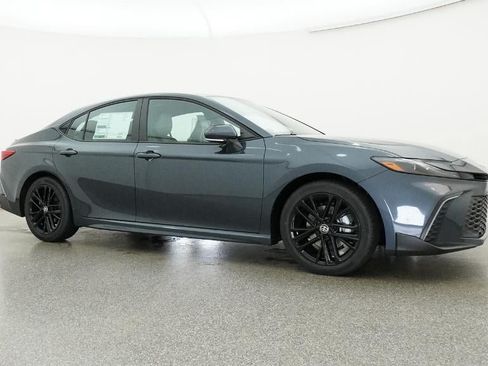 New 2026 Toyota Camry SE FWD image 28
