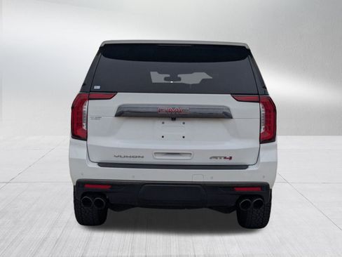 Used 2022 GMC Yukon AT4 image 5