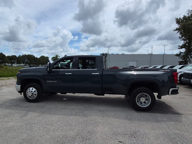 Used 2025 Chevrolet Silverado 3500 LTZ w/ LTZ Plus Package AWD/4WD image 8