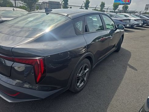 Used 2025 Kia K4 FWD image 3