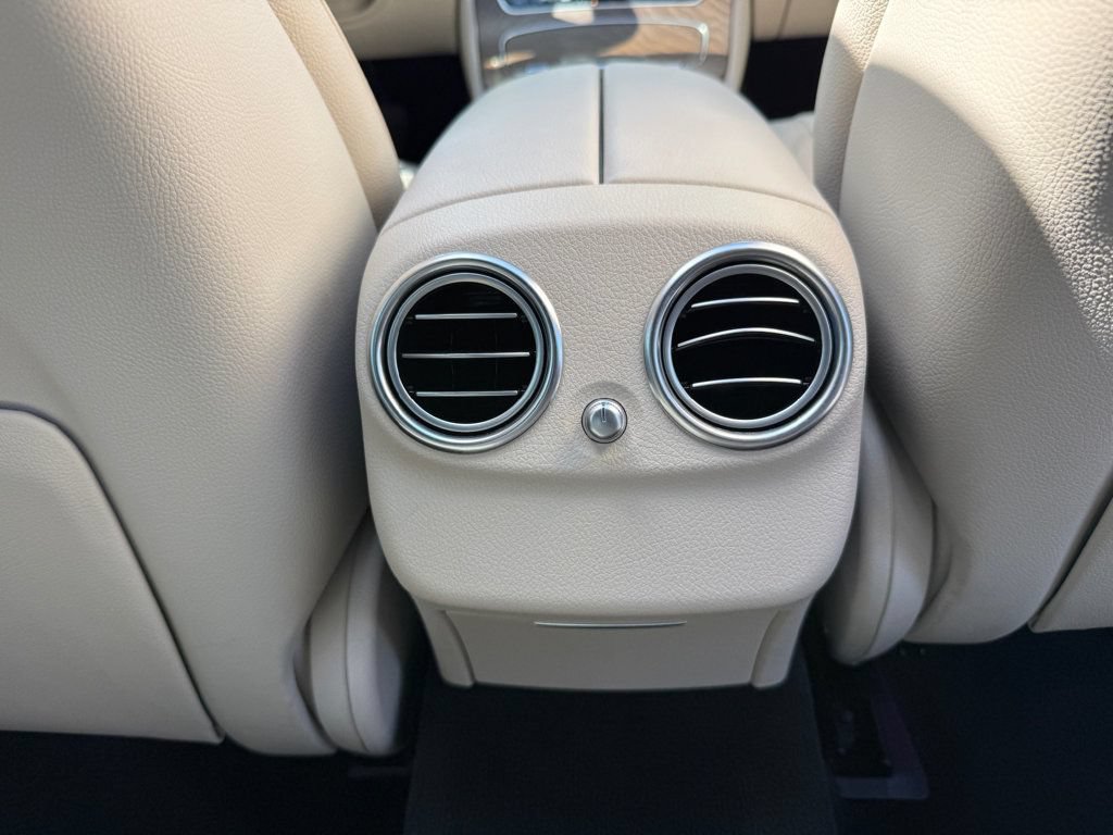 Used 2022 Mercedes-Benz E 350 Sedan image 26