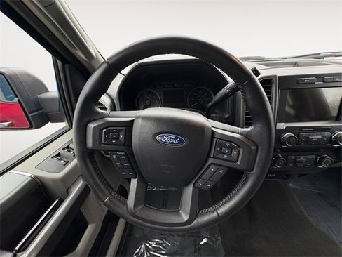 Used 2020 Ford F150 XLT w/ Equipment Group 302A Luxury image 12