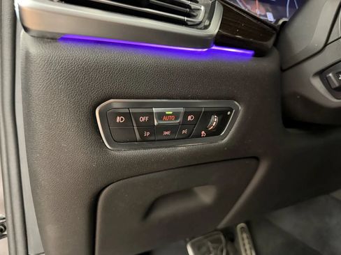 Used 2019 BMW X5 xDrive50i w/ M Sport Package AWD/4WD image 19
