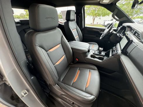 Certified 2024 GMC Sierra 1500 AT4 w/ Technology Package AWD/4WD image 29