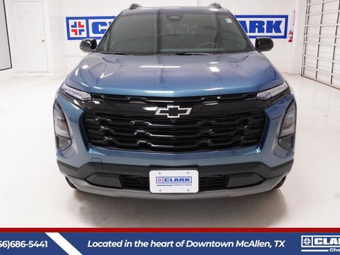 New 2026 Chevrolet Equinox LT FWD image 2