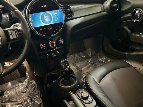 Used 2022 MINI Cooper 4-Door Hardtop FWD image 29