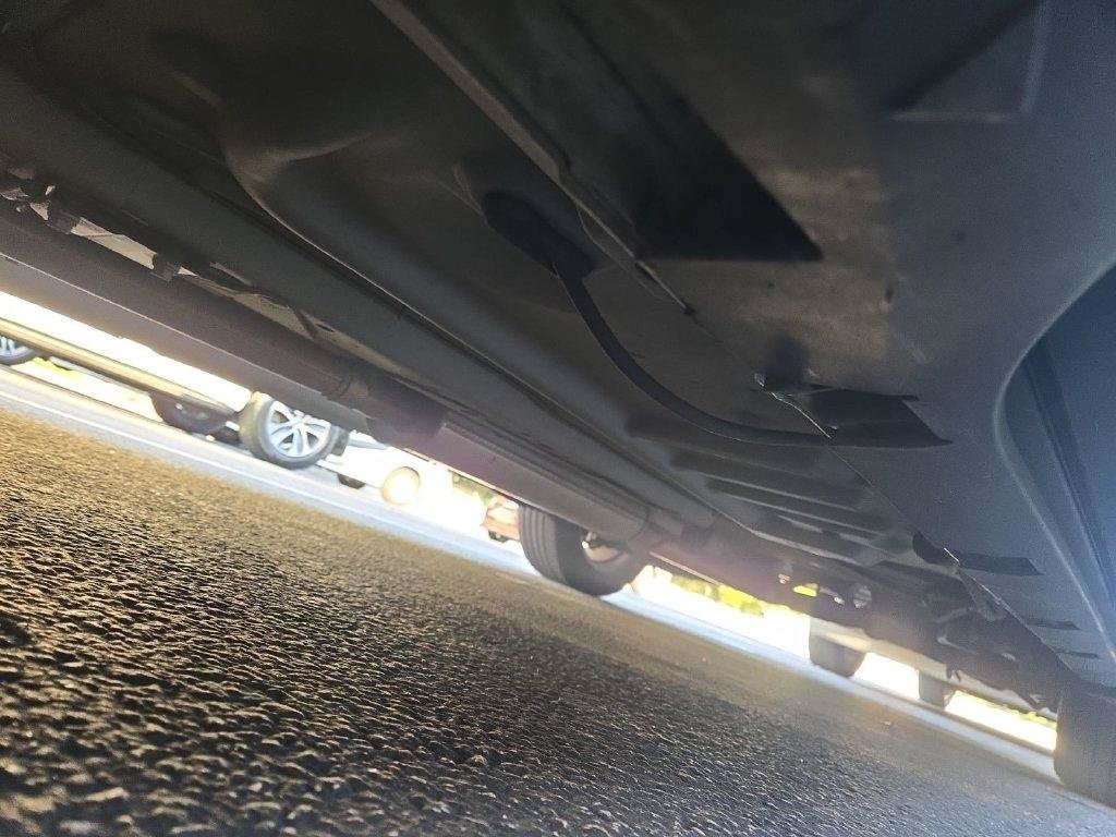 Used 2017 Ford Taurus SEL w/ Equipment Group 201A FWD image 20