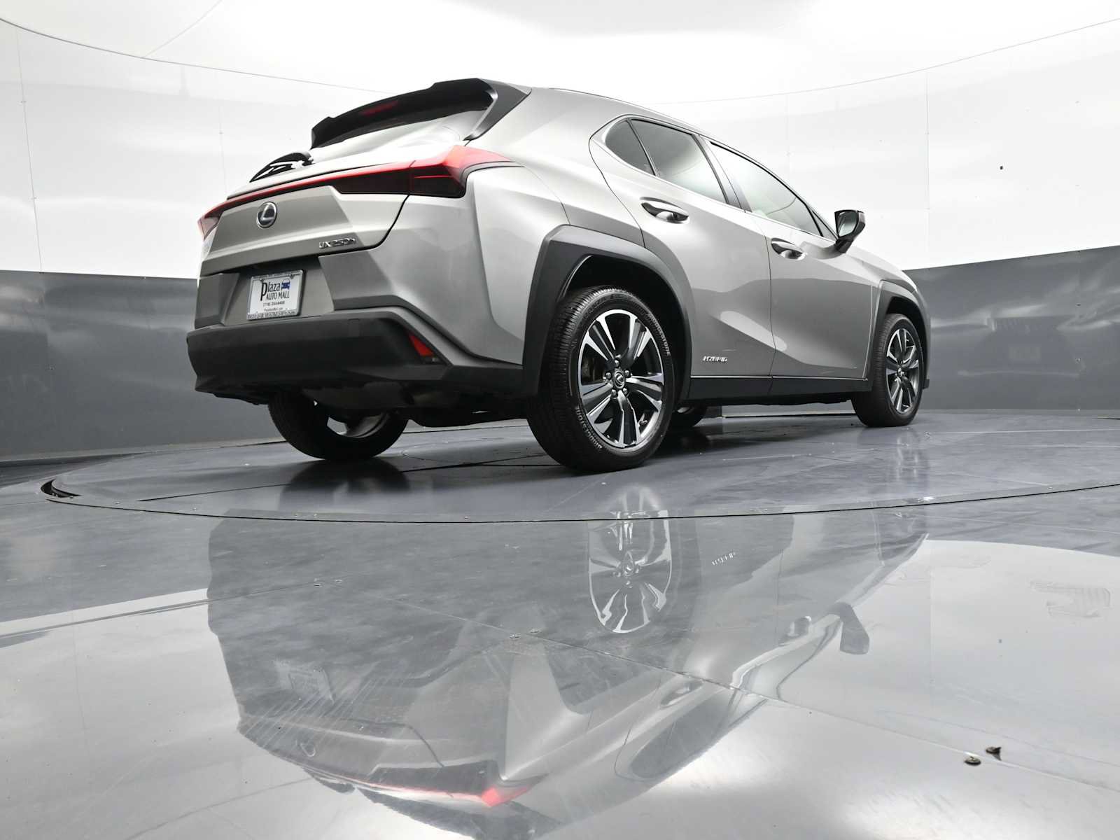 Used 2020 Lexus UX 250h w/ Accessory Package 2 AWD/4WD image 29