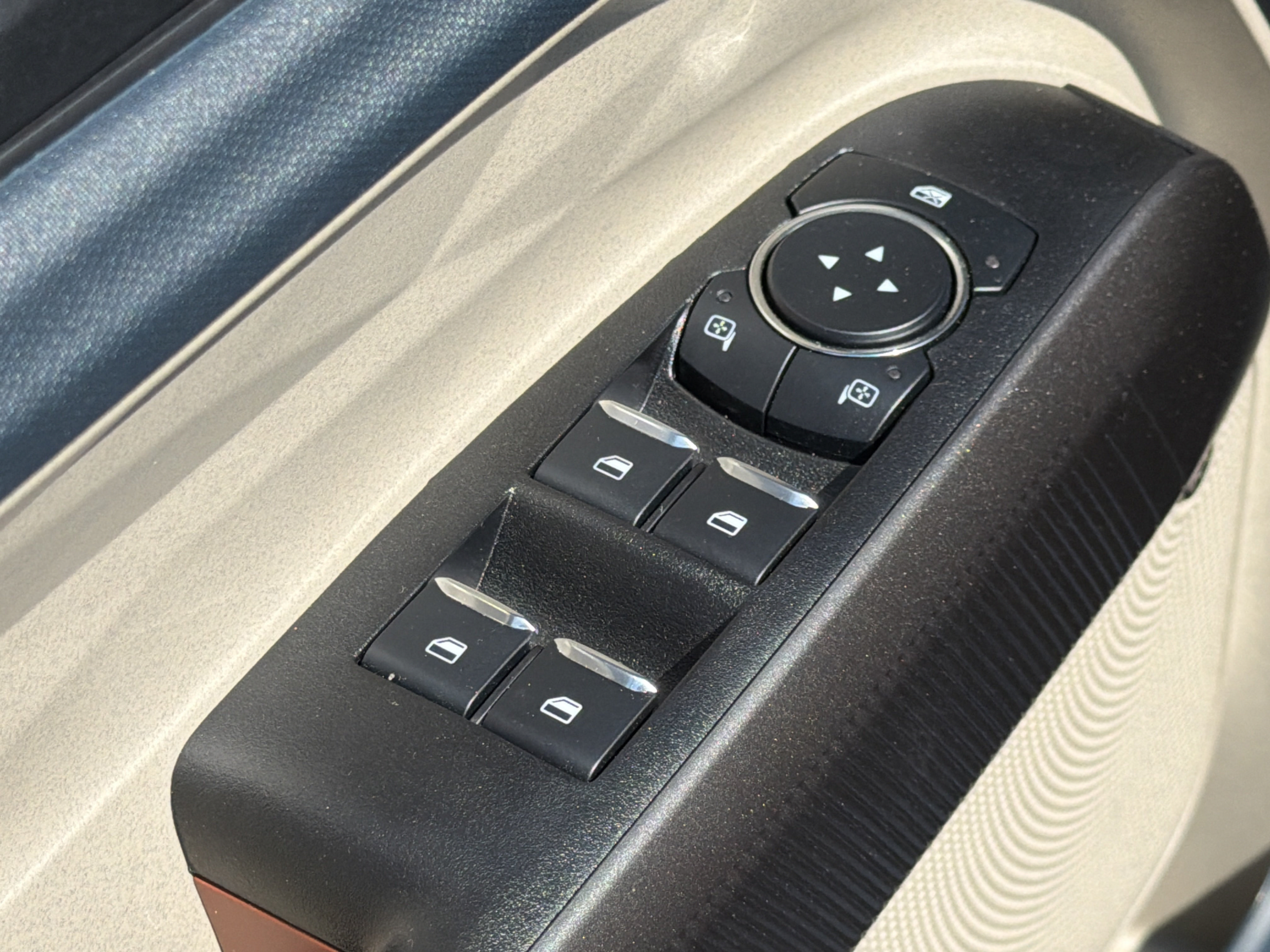 Used 2025 Ford Maverick Lariat AWD/4WD image 20