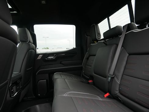 New 2026 GMC Sierra 1500 AT4X w/ LPO, Black Badging Package AWD/4WD image 5
