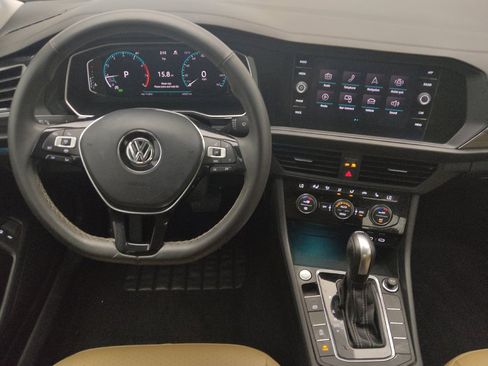 Used 2021 Volkswagen Jetta SEL image 22