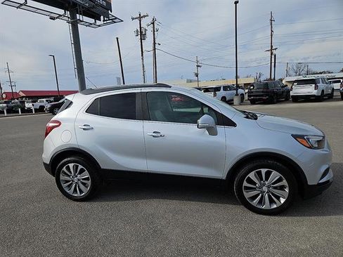 Used 2019 Buick Encore Preferred image 6