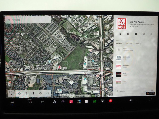 Used 2021 Tesla Model S Long Range AWD/4WD image 34