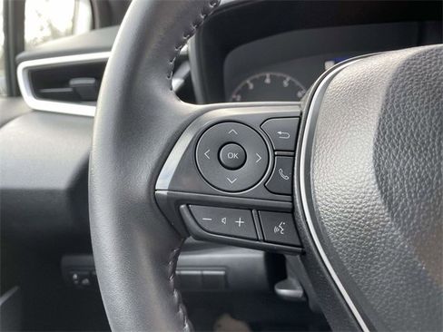 Certified 2025 Toyota Corolla SE image 24