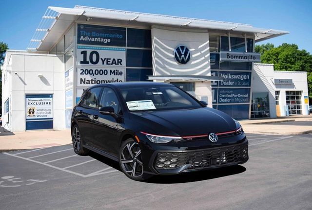 New 2026 Volkswagen GTI SE FWD image 2