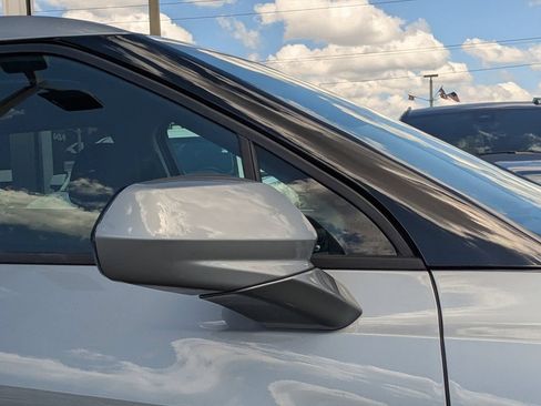 Certified 2025 Chevrolet Blazer LT FWD image 10