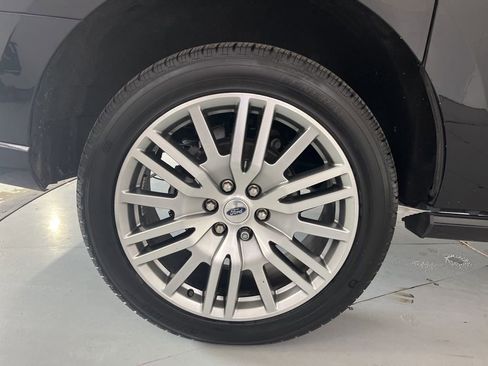 Used 2023 Ford Expedition Max Platinum image 16