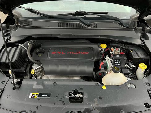 Used 2018 Jeep Compass Trailhawk w/ Cold Weather Group image 23