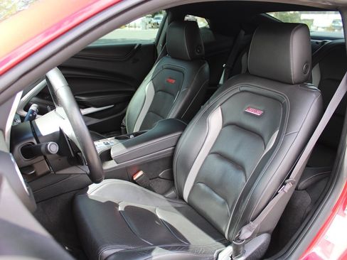Used 2016 Chevrolet Camaro SS RWD image 46