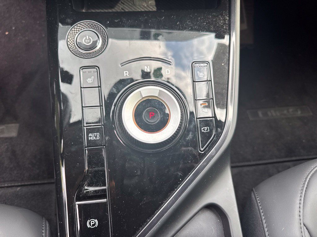 Used 2024 Kia Niro Wind FWD image 14