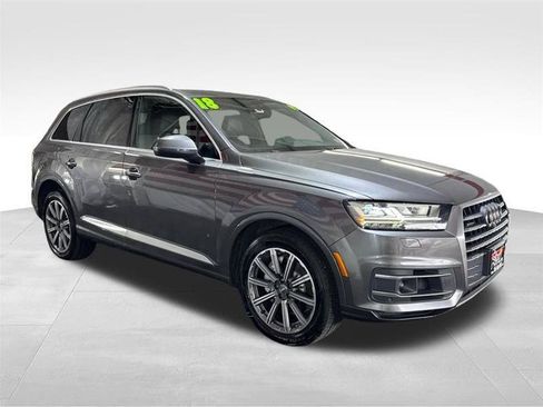 Used 2018 Audi Q7 3.0T Prestige w/ Prestige Package AWD/4WD image 3