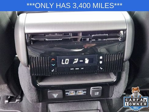 Used 2026 Jeep Grand Wagoneer Limited AWD/4WD image 31