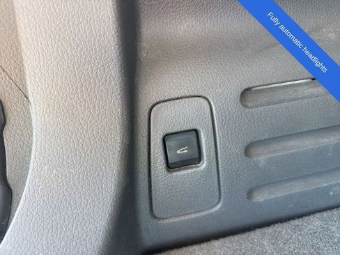 Used 2013 Ford Edge SEL image 17