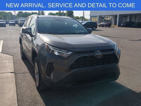 Used 2023 Toyota RAV4 XLE w/ XLE Grade Weather Package AWD/4WD image 10