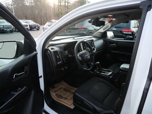 Used 2020 GMC Canyon SLE w/ Elevation Edition image 9