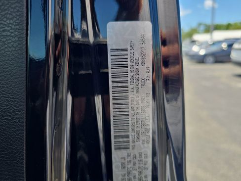 Used 2020 Jeep Gladiator Rubicon AWD/4WD image 32