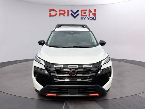 Used 2025 Nissan Rogue SV w/ Rock Creek Premium Package AWD/4WD image 9
