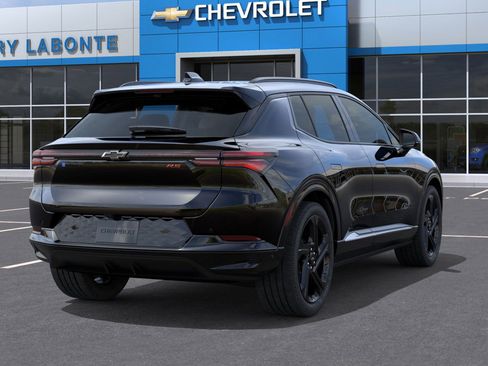New 2026 Chevrolet Equinox EV RS image 6