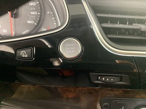 Used 2017 Audi Q7 3.0T Premium Plus image 18