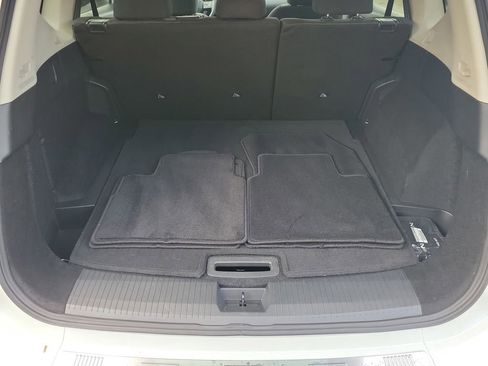 Certified 2025 Nissan Rogue SV image 13