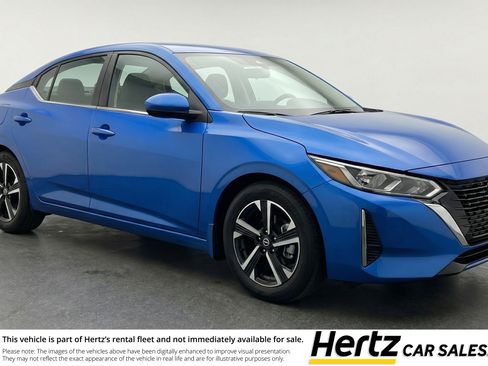 Used 2025 Nissan Sentra SV image 1