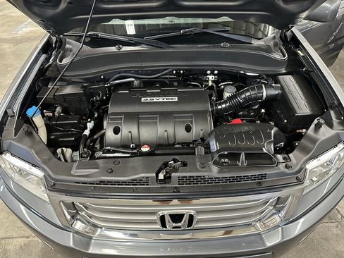Used 2013 Honda Ridgeline RTL image 11
