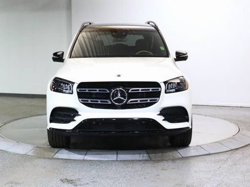Used 2022 Mercedes-Benz GLS 580 4MATIC image 14