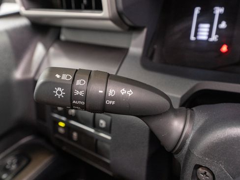 Used 2025 Toyota 4Runner SR5 RWD image 27