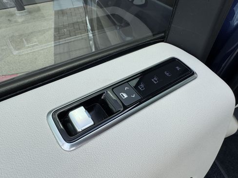 Certified 2020 Land Rover Range Rover HSE AWD/4WD image 35