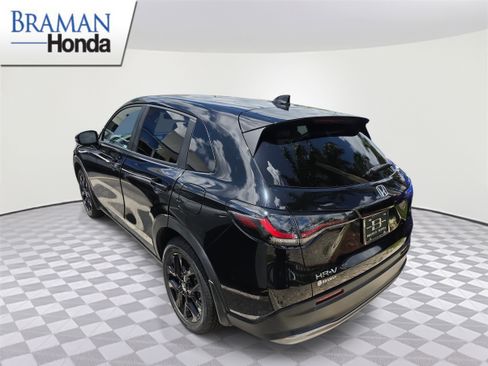 Certified 2024 Honda HR-V Sport image 3