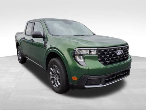 New 2025 Ford Maverick XLT w/ 4K Tow Package image 14