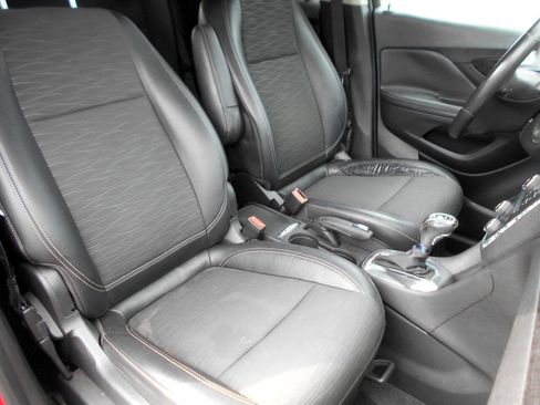 Used 2015 Buick Encore Convenience FWD image 23