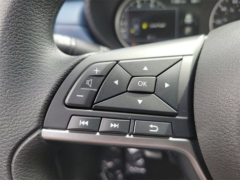 New 2025 Nissan Versa SV w/ Trunk Package image 4