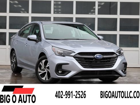 Used 2025 Subaru Legacy Premium image 1