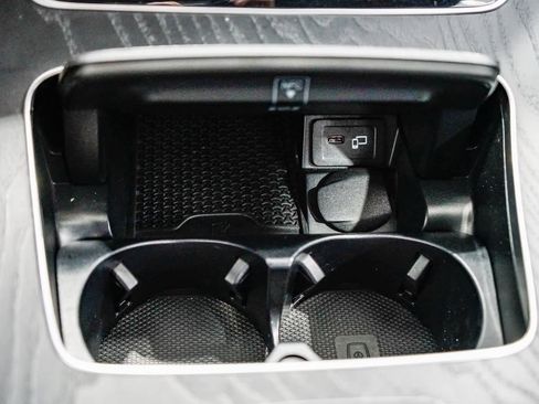 Used 2022 Mercedes-Benz E 350 Sedan image 22