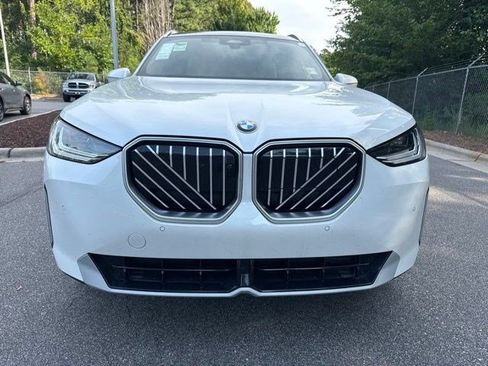 Used 2026 BMW X3 xDrive30i w/ Premium Package AWD/4WD image 2