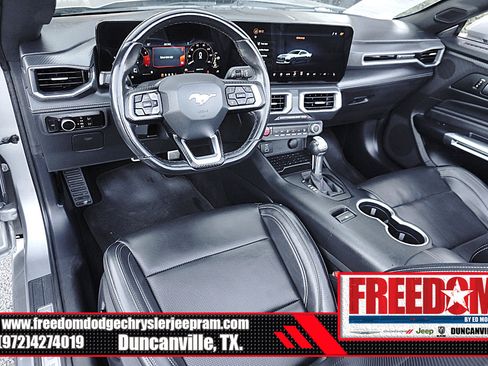 Used 2024 Ford Mustang Premium RWD image 9