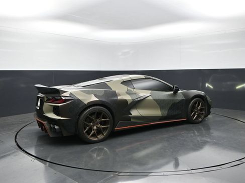Used 2021 Chevrolet Corvette Stingray Preferred Cpe w/ Z51 Performance Package RWD image 10