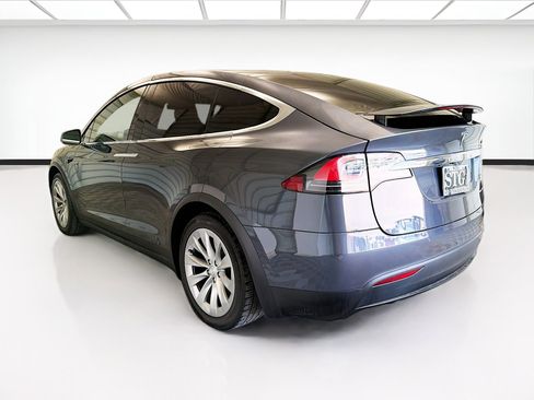 Used 2019 Tesla Model X Long Range AWD/4WD image 6