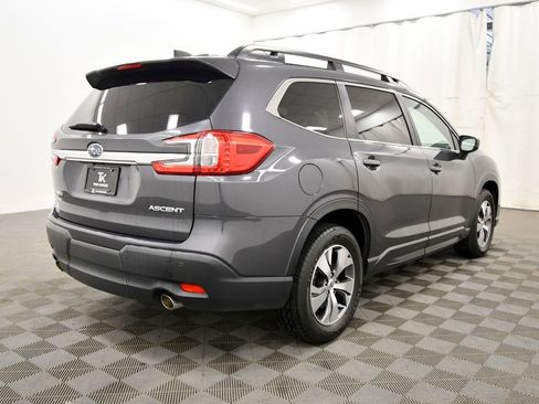 Used 2024 Subaru Ascent Premium w/ Convenience Package image 7